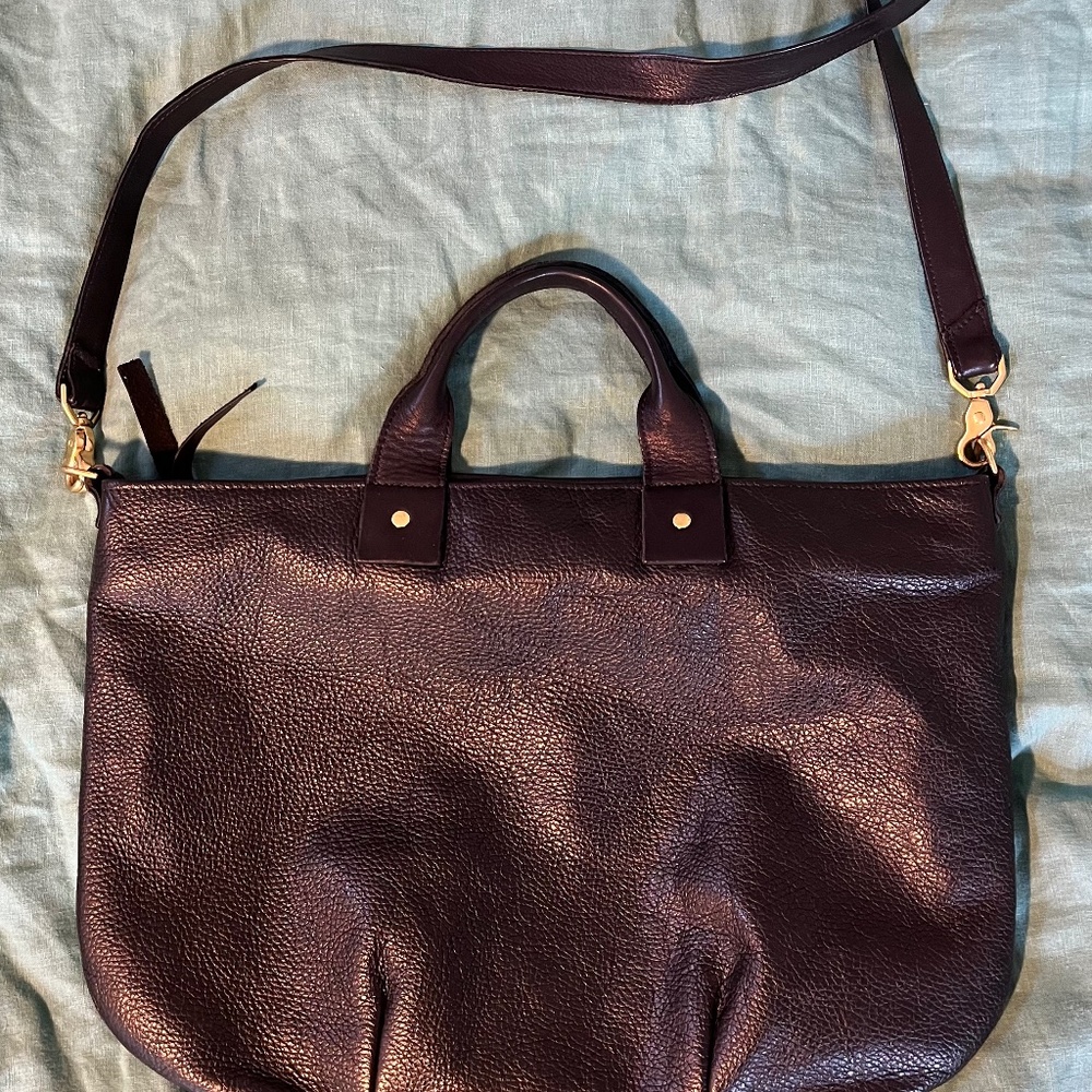 Clare V Messenger